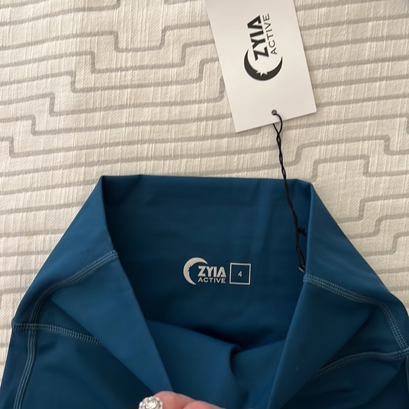 NWT Zyia Active Corsair Brilliant Mesh High Rise Crop Capri Leggings Teal Blue 4 - Picture 9 of 14